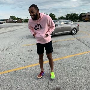 Meet your Posher, Christopher